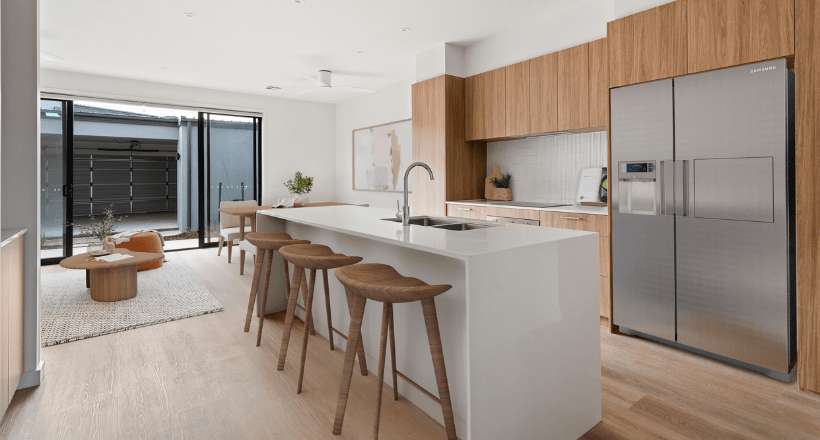 13 Cropping St
